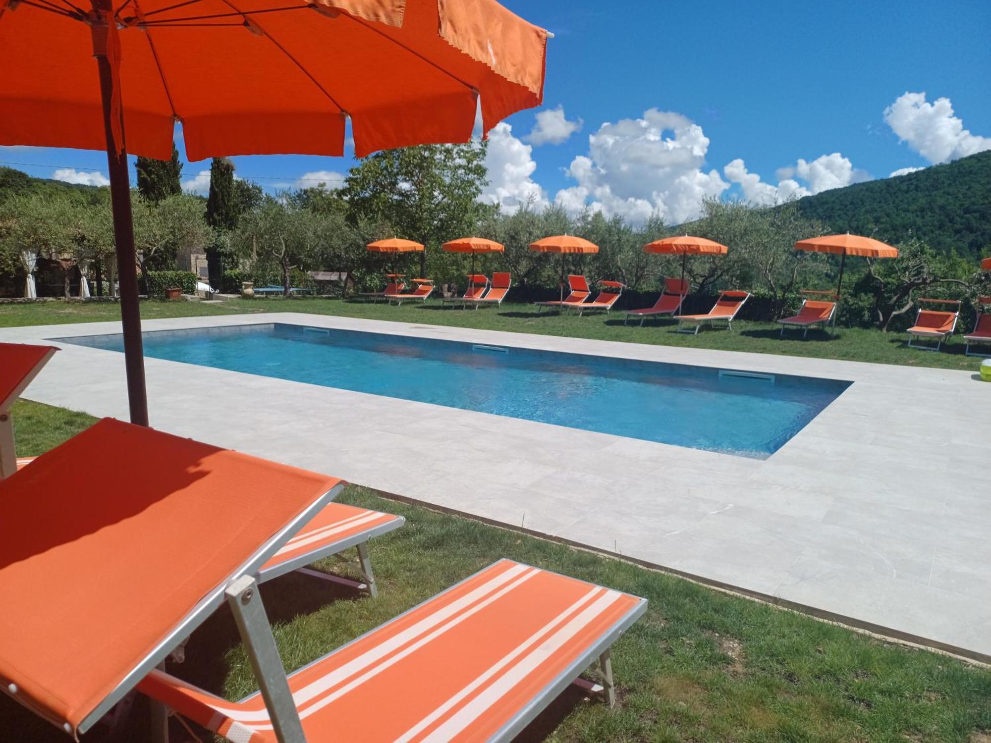 Agriturismo Santa Caterina カステルヌオーヴォ・ディ・ヴァル・ディ・チェーチナ エクステリア 写真
