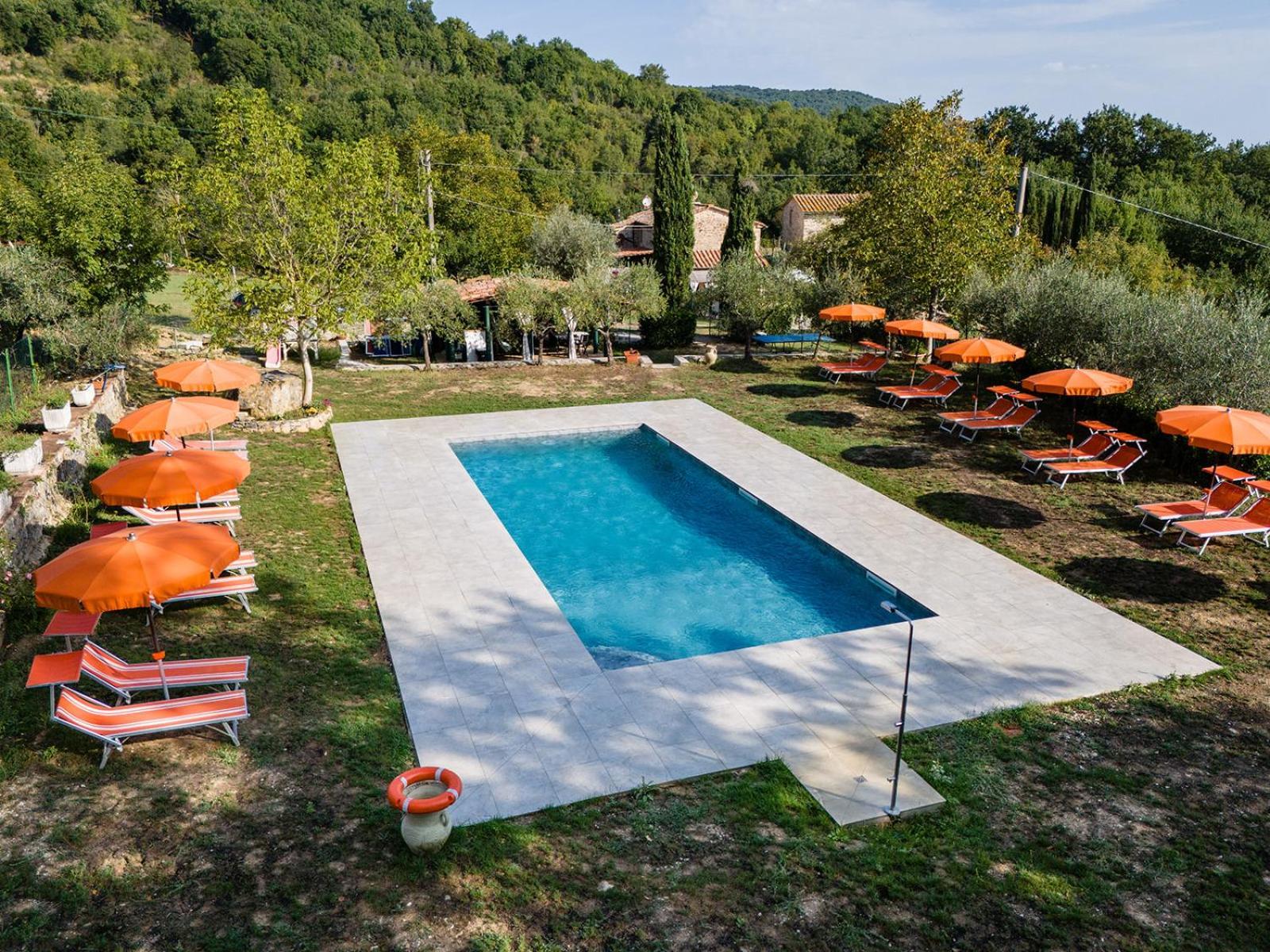 Agriturismo Santa Caterina カステルヌオーヴォ・ディ・ヴァル・ディ・チェーチナ エクステリア 写真